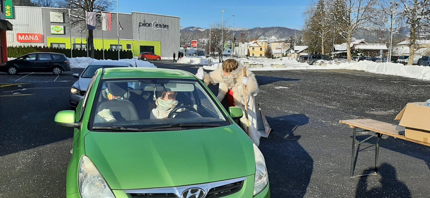 Razdelitev daril - DRIVE IN (Šoštanj)